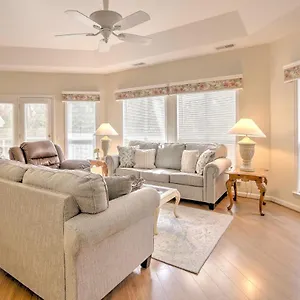 Quaint Hilton Head With Pool And Hot Tub Access! Villa